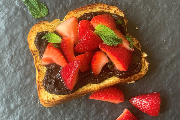 Strawberry Chocolate Toast